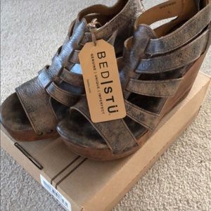 Brand New Bed Stus—size 9!!!